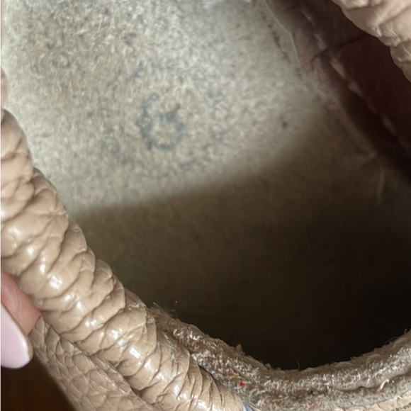 Heyfolks Blush and Rose Gold Leather Shoes - Picture 3 of 3